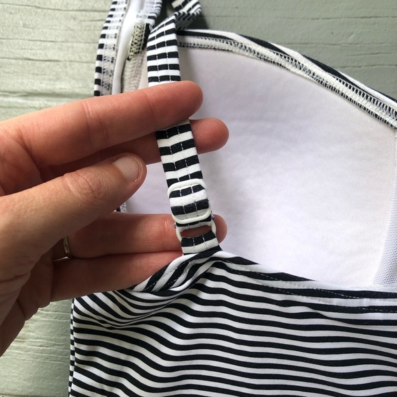 One Piece Swimsuit Size 6 Striped Ruched Black White Adjustable Retro Padded - Picture 10 of 11